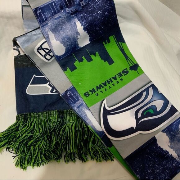 New Forever Collectibles Green NFL Seattle Seahawks Scarf O/S - Picture 1 of 4
